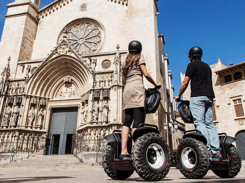 Balade en Segway à travers les vignobles et dans la ville de Vilafranca del Penedès (1,5 h)