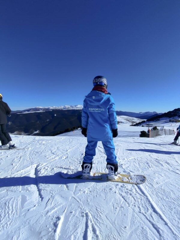 Clase particular de snowboard en La Molina