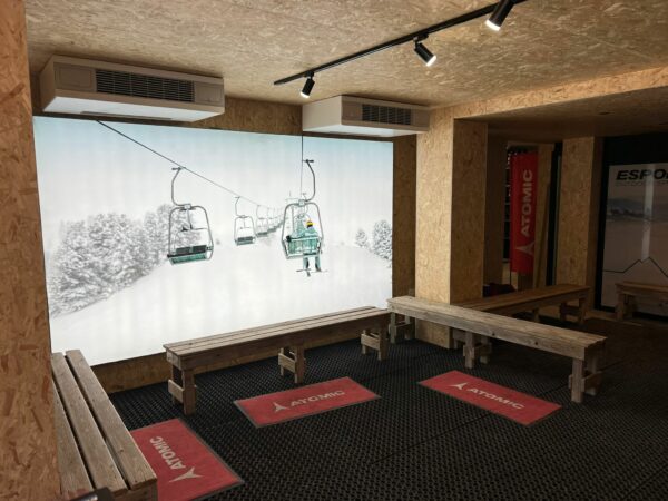 Ski and snowboard equipment rental in La Molina